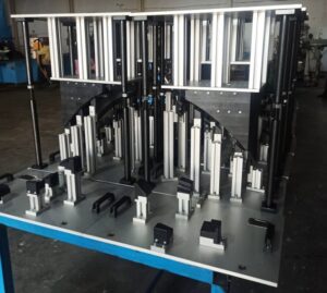 فیکسچر خط چراغ خودرو